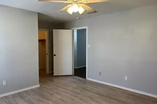 2810 Clear Springs Dr, Plano, TX 75075 - Photo 2