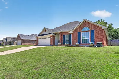 309 Catherine Street, Joshua, TX 76058 - Photo 2
