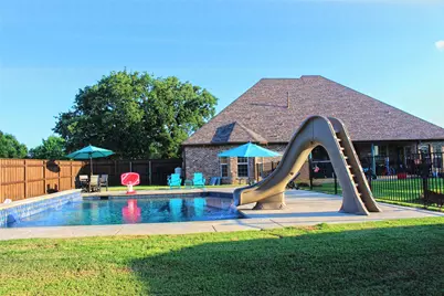 2601 NE 23rd Street, Mineral Wells, TX 76067 - Photo 4