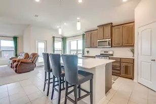 907 Beverly Dr, Cleburne, TX 76033 - Photo 16