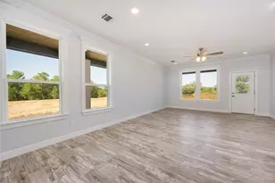 121 County Rd 3471, Paradise, TX 76073 - Photo 10
