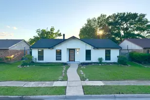 1905 Edna Smith Dr, Garland, TX 75040 - Photo 2
