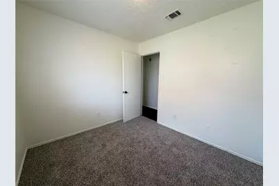 719 Westover Drive, Lancaster, TX 75134 - Photo 8