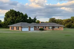 13001 Stonebridge Rd, Argyle, TX 76226 - Photo 4