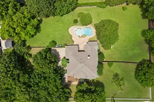 3004 Sagebrush Dr, Flower Mound, TX 75022 - Photo 2