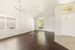 8524 Silverbell Ln, Fort Worth, TX 76140 - Photo 4