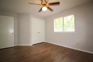 12027 Leisure Way, Dallas, TX 75243 - Photo 20