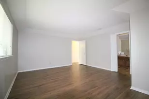 12027 Leisure Way, Dallas, TX 75243 - Photo 14