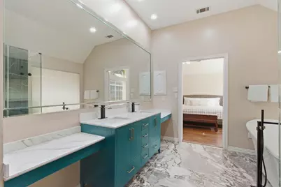8644 Forest Glen Drive, Irving, TX 75063 - Photo 28