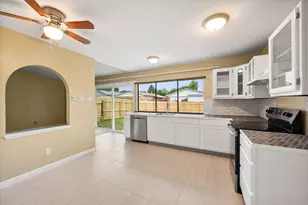 7247 Long Canyon Trail, Dallas, TX 75249 - Photo 16