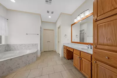 1305 Buffalo Pass, Woodway, TX 76712 - Photo 18