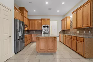 1305 Buffalo Pass, Woodway, TX 76712 - Photo 10