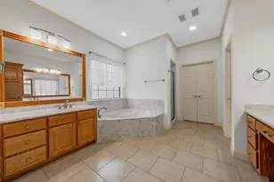 1305 Buffalo Pass, Woodway, TX 76712 - Photo 18