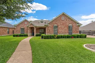 1305 Buffalo Pass, Woodway, TX 76712 - Photo 2