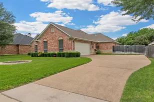 1305 Buffalo Pass, Woodway, TX 76712 - Photo 4