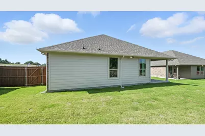 105 Tyler Street, Grandview, TX 76050 - Photo 26
