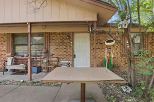606 E Barton St, Granbury, TX 76048 - Photo 6
