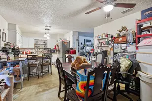 606 E Barton St, Granbury, TX 76048 - Photo 10