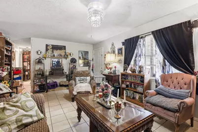 606 E Barton Street, Granbury, TX 76048 - Photo 10