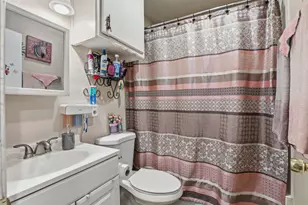 606 E Barton St, Granbury, TX 76048 - Photo 18