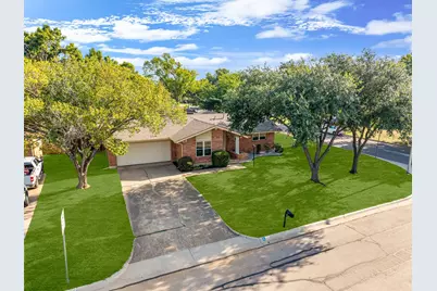 1300 Amherst Drive, Denton, TX 76201 - Photo 2