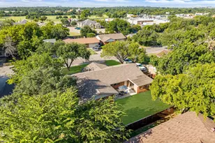 1300 Amherst Dr, Denton, TX 76201 - Photo 36