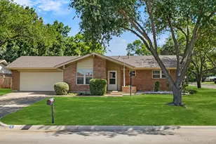 1300 Amherst Dr, Denton, TX 76201 - Photo 1