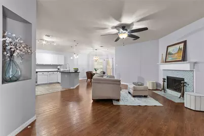2801 Gabriel Drive, McKinney, TX 75071 - Photo 2