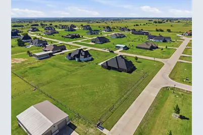 401 Venadito Drive, Godley, TX 76044 - Photo 38
