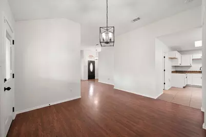 1627 Wintercrest Road, Grand Prairie, TX 75052 - Photo 8