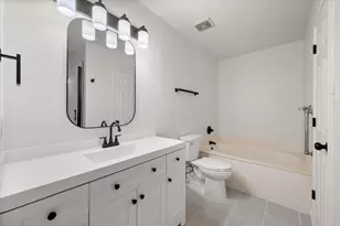 1627 Wintercrest Rd, Grand Prairie, TX 75052 - Photo 20