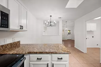 1627 Wintercrest Road, Grand Prairie, TX 75052 - Photo 14