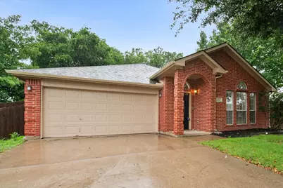 1627 Wintercrest Road, Grand Prairie, TX 75052 - Photo 4