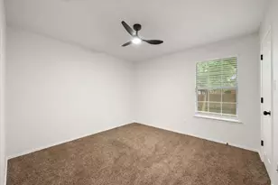 1627 Wintercrest Rd, Grand Prairie, TX 75052 - Photo 24
