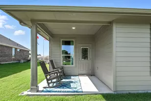 109 Tyler St, Grandview, TX 76050 - Photo 30