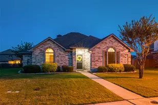 2870 Hampshire Ln, Rockwall, TX 75032 - Photo 1