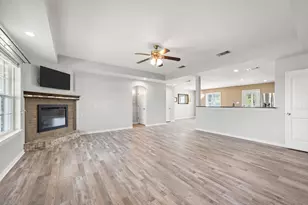 4000 Goliad Dr, Granbury, TX 76048 - Photo 6