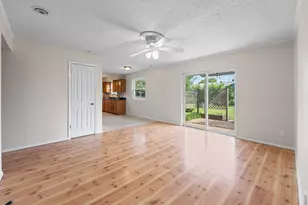 1013 Waverly Dr, Arlington, TX 76015 - Photo 6