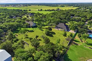 109 Rooster Cogburn Ct, Weatherford, TX 76088 - Photo 30