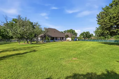109 Rooster Cogburn Court, Weatherford, TX 76088 - Photo 24