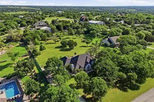 109 Rooster Cogburn Ct, Weatherford, TX 76088 - Photo 30