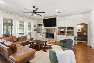 109 Rooster Cogburn Ct, Weatherford, TX 76088 - Photo 6