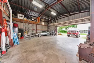 251 Alicia St, Bowie, TX 76230 - Photo 16