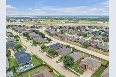 1602 Deer Crossing Drive, Arlington, TX 76002 - Photo 6