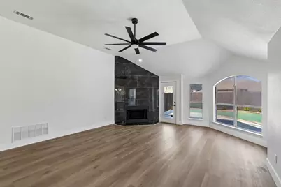 305 Droinwich Circle, Allen, TX 75002 - Photo 4