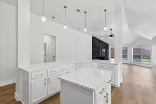 305 Droinwich Cir, Allen, TX 75002 - Photo 8