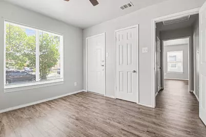 2475 Volga Avenue, Dallas, TX 75216 - Photo 6