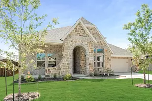 402 Laurel Ln, Glenn Heights, TX 75154 - Photo 2