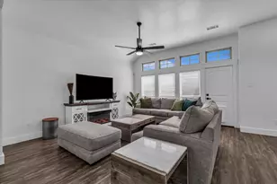 10804 Aurora Dr, Waco, TX 76708 - Photo 6