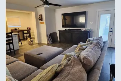 2129 Goerte Drive, Grand Prairie, TX 75051 - Photo 4